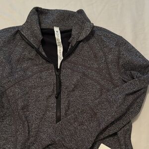 NWT lululemon grey define jacket